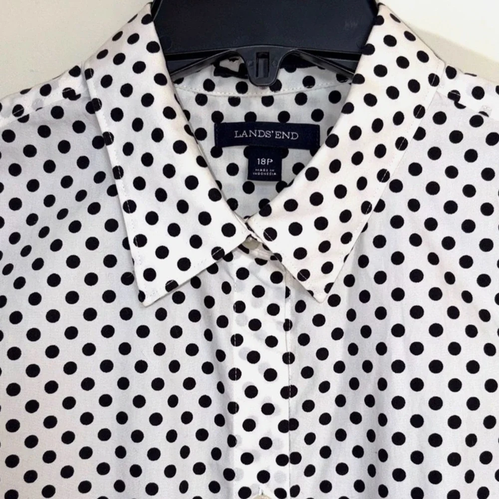 Lands’ End Sleeveless Polka Dot Button Front Blouse Black White Top Size 18P - Picture 2 of 9